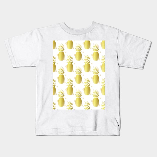 GOLDEN Pineapple Pattern Kids T-Shirt by SartorisArt1